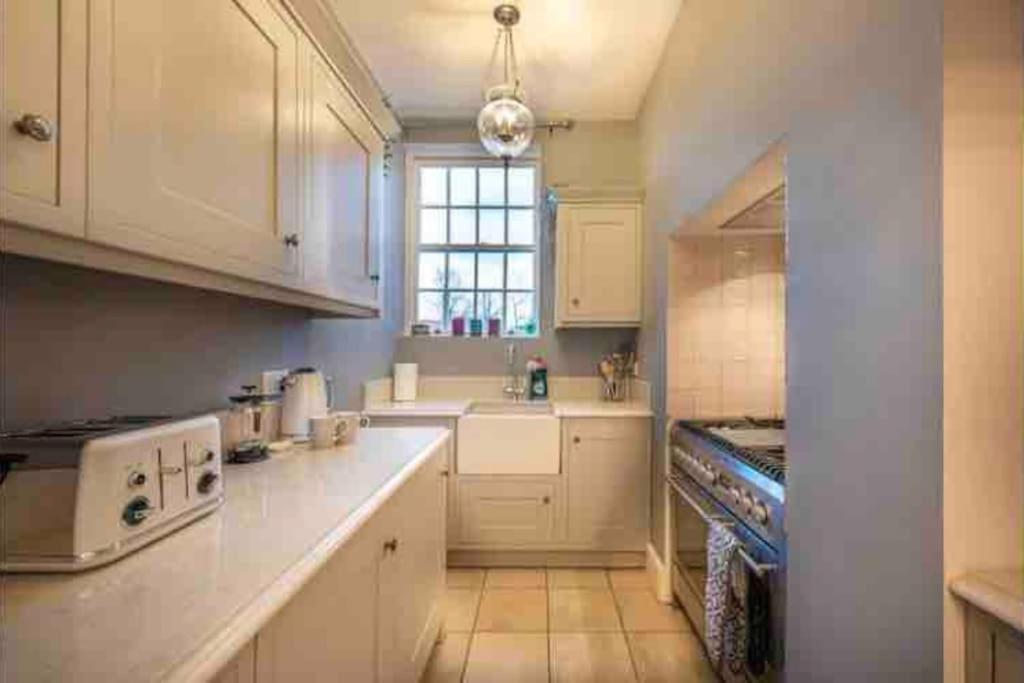 Choristers Mews: Luxury Cottage A Stones Throw From The Cathedral! Lincoln Exterior foto